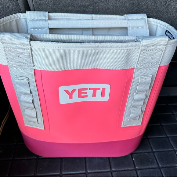 Yeti Bags Yeti Camino Carryall Bag Poshmark